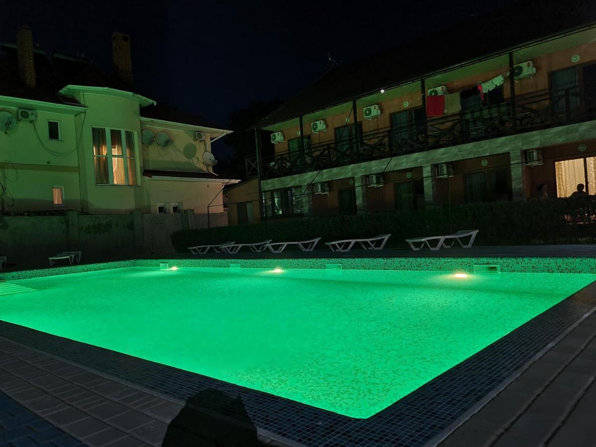 Otel Elena Kurortne  Exterior photo